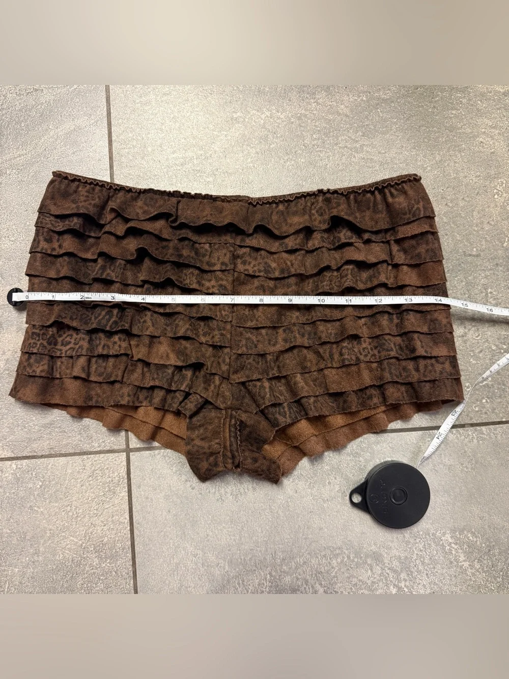 Windsor Untamed Layers Suede Ruffle Shorts Leopard Animal Print Brown Small S - Picture 8 of 8